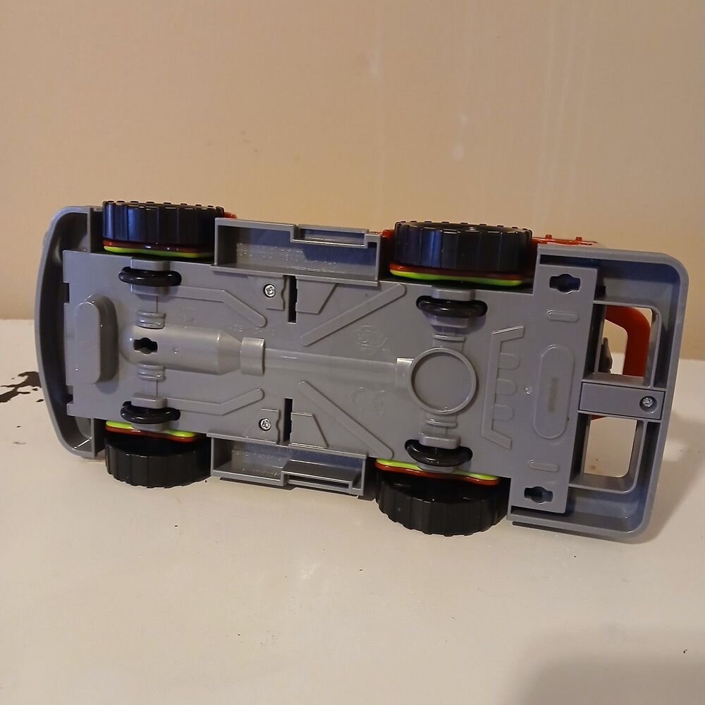Paw Patrol Marshall's Red Ride N Rescue Transforming 2-in-1 Playset & Fire Truck - Picture 7 of 9